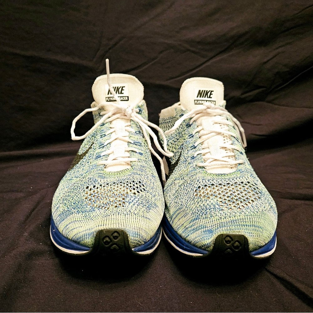 Nike Flyknit Racer Tranquility Size 13M Multicolor
